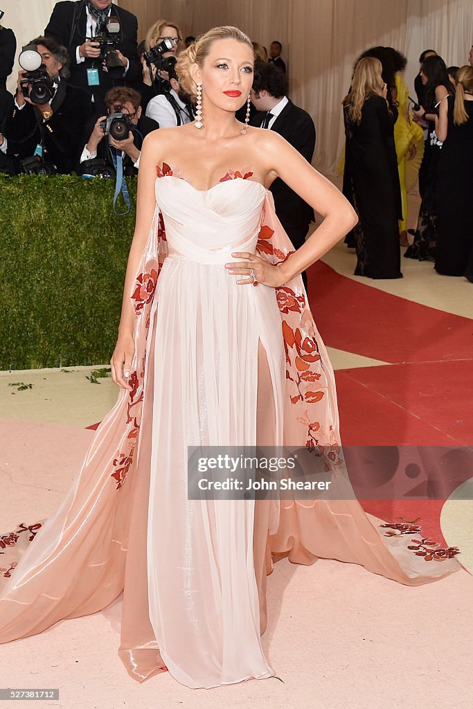 "Manus x Machina: Fashion In An Age Of Technology" Costume Institute Gala