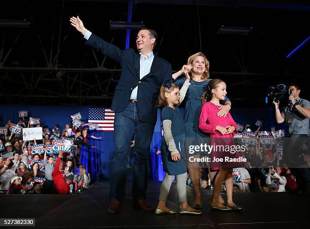 Republican presidential candidate Sen. Ted Cruz his wife Heidi Cruz and their children stand together during a campaign rally at the Indiana State...