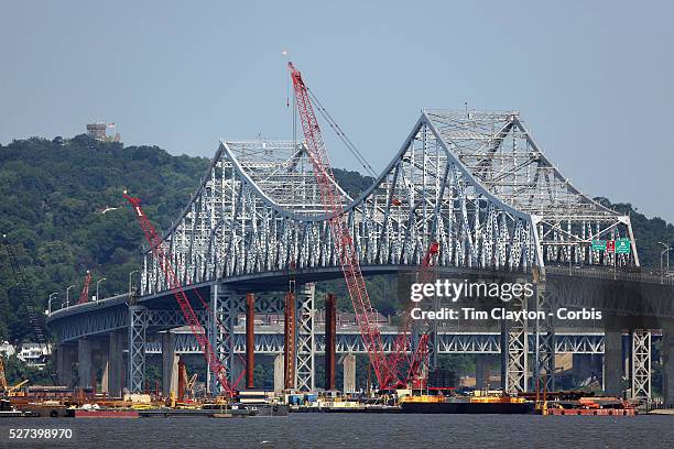 Construction work underway on a new NY Bridge to replace the deteriorating structure of the Tappan Zee Bridge which crosses the Hudson River in the...