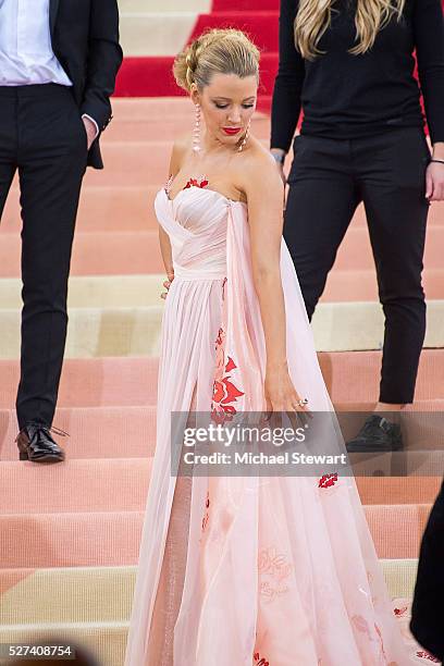 Actress Blake Lively attends "Manus x Machina: Fashion in an Age of Technology" Costume Institute Gala at Metropolitan Museum of Art on May 2, 2016...