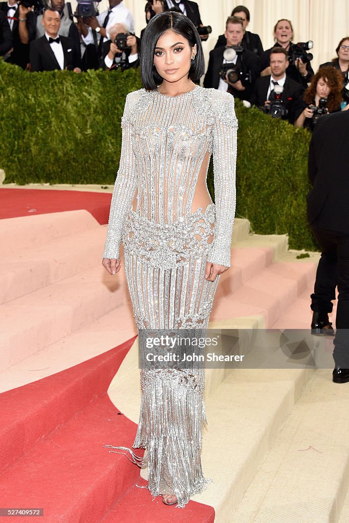 "Manus x Machina: Fashion In An Age Of Technology" Costume Institute Gala