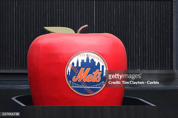 The 'home run' big apple during the New York Mets V Saint Louis Cardinals Baseball game at Citi Field, Queens, New York. USA. 13th June2013. Photo...