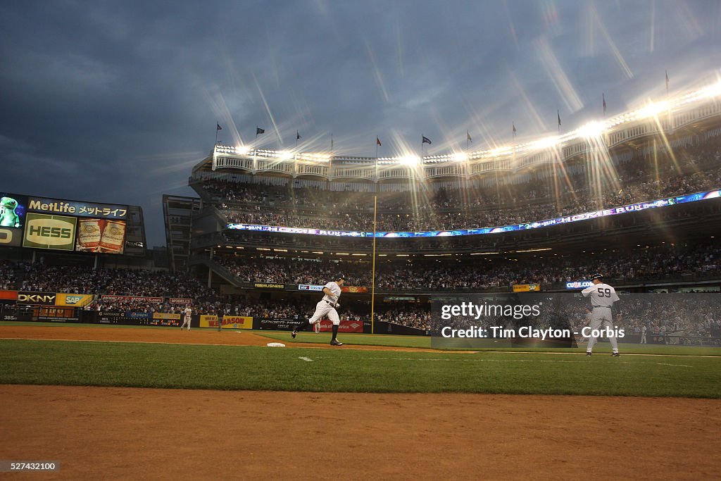 Baseball - Interleague - Yankees vs. Mets