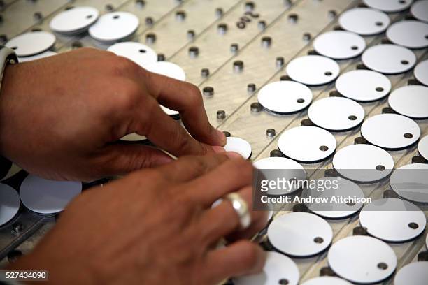 Prisoner making tags in the print workshop Coldingley prison. HMP Coldingley, Surrey was built in 1969 and is a Category C training prison....