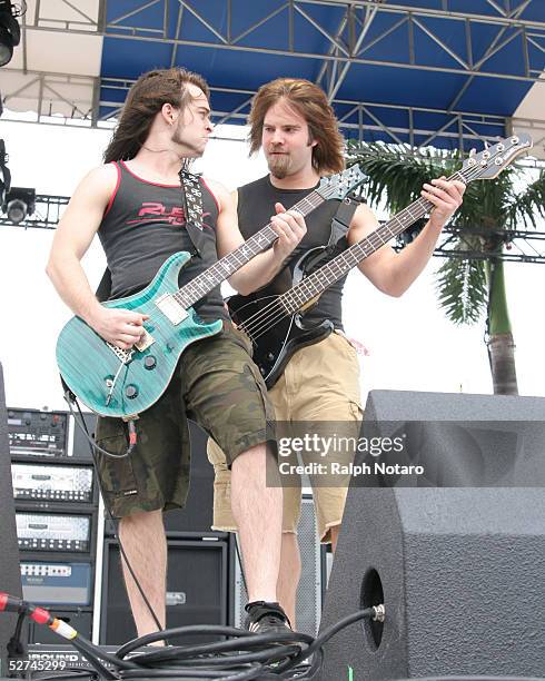 Submersed performs during day five of Sunfest, Florida's largest music, art, and waterfront festival on May 1, 2005 in West Palm Beach, Florida.