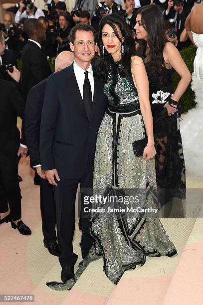 Anthony Weiner and Huma Abedin attend the "Manus x Machina: Fashion In An Age Of Technology" Costume Institute Gala at Metropolitan Museum of Art on...