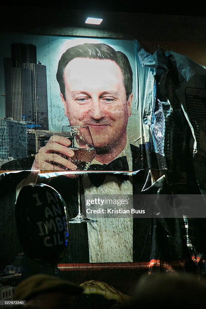 UK - Dismaland - Sleaford Mods plays live next to artwork by kennarphillipps