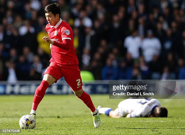 Yun Suk-Young of Charlton Athletic FC during the Sky Bet Championship match between Leeds United and Charlton Athletic at Elland Road on April 30,...