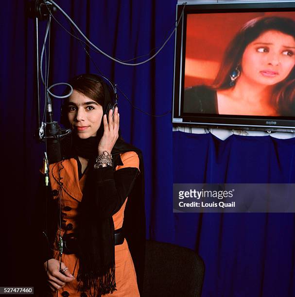 Madoon Ghaffur is single and works as a singer and actress in the dubbing studio at Ariana Television. Ariana has an ambitious broadcasting schedule...
