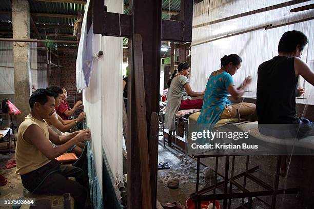 Ashal Carpet Factory does not employ children and is a licensee of the GoodWeave Foundation and their carpets carry the GWF label. It is a category C...