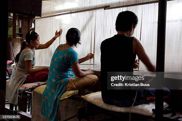 Ashal Carpet Factory does not employ children and is a licensee of the GoodWeave Foundation and their carpets carry the GWF label. It is a category C...