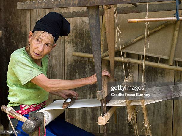 Laborious Process 67 Ban Tatong Photos & High Res Pictures - Getty Images