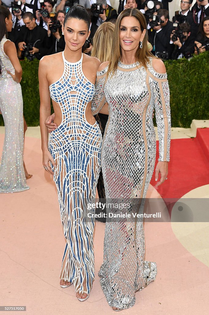 "Manus x Machina: Fashion In An Age Of Technology" Costume Institute Gala - Arrivals