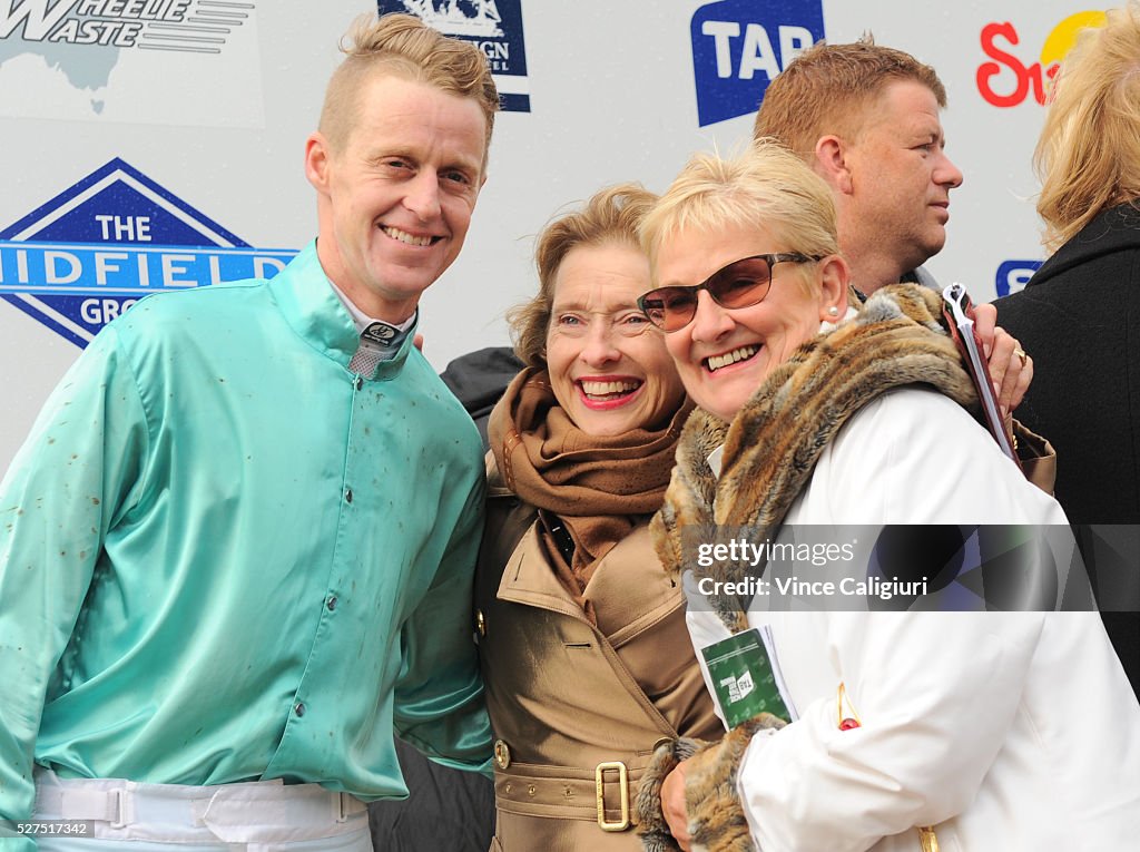 Warrnambool Racing - Brierly Day