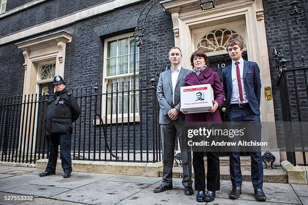 The family of WWII codebreaker Alan Turing deliver Change.org petition to 10 Downing Street, signed by almost half a million people calling for a...