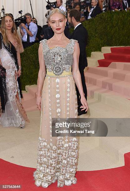Kate Bosworth arrives for the "Manus x Machina: Fashion In An Age Of Technology" Costume Institute Gala at Metropolitan Museum of Art on May 2, 2016...