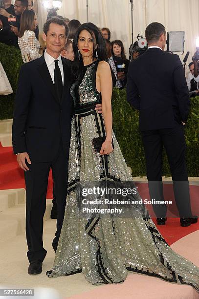 Anthony Weiner and Huma Abedin attends "Manus x Machina: Fashion In An Age Of Technology" Costume Institute Gala at