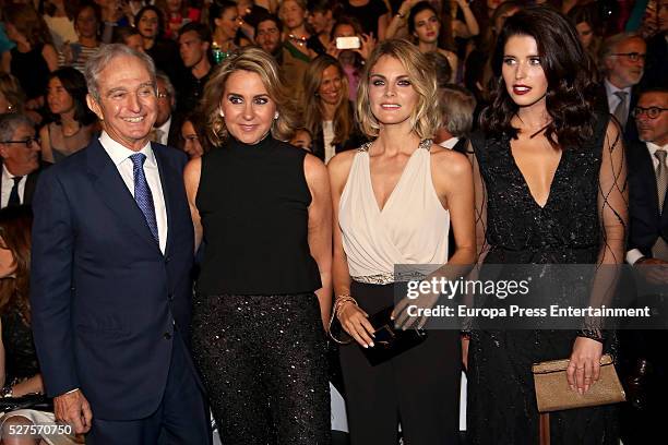 Alberto Palatchi, Susana Gallardo, Amaia Salamanca and Katherine Schwarzenegger pose during Pronovias bridal collection during the 'Barcelona Bridal...