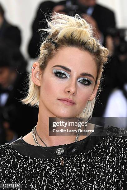 Actress Kristen Stewart attends the "Manus x Machina: Fashion In An Age Of Technology" Costume Institute Gala at Metropolitan Museum of Art on May 2,...