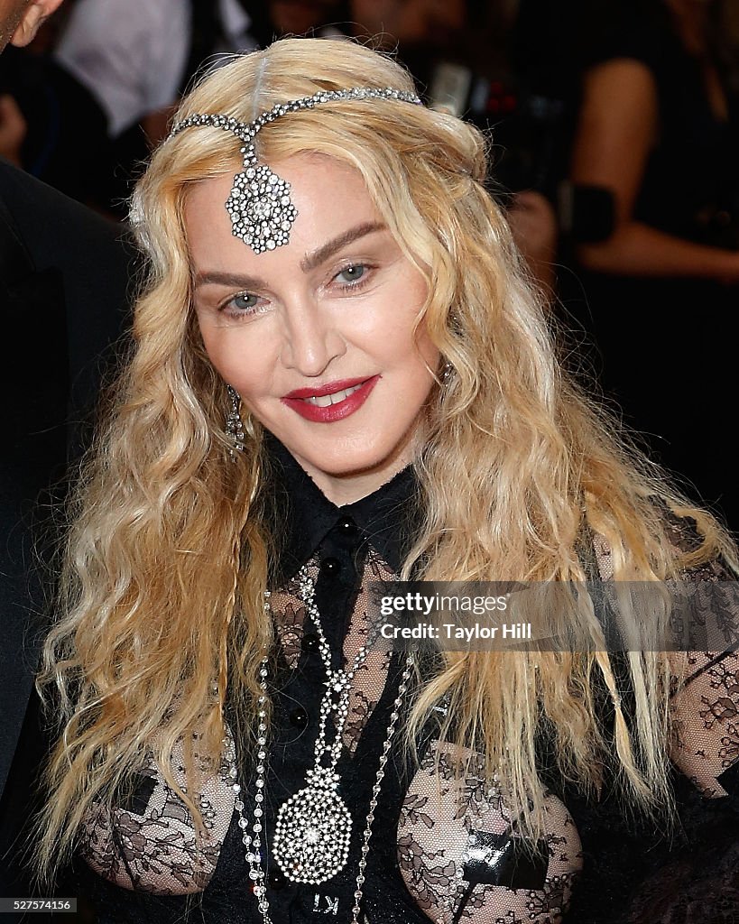 "Manus x Machina: Fashion In An Age Of Technology" Costume Institute Gala - Arrivals