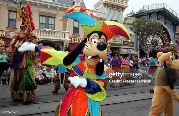 Goofy takes part in the "Walt Disney's Parade of Dreams" during the Disneyland 50th Anniversary Celebration at Disneyland Park on May 4, 2005 in...