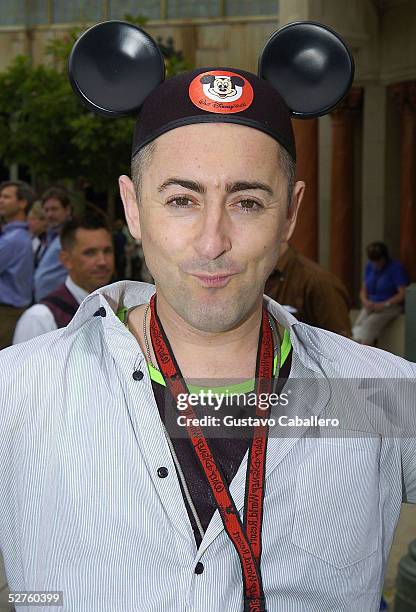 Alan Cummings poses at Walt Disney World's "Happiest Celebration On Earth" on May 4, 2005 in Orlando, Florida.