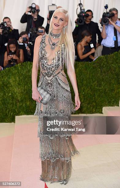 Poppy Delevingne arrives for the "Manus x Machina: Fashion In An Age Of Technology" Costume Institute Gala at Metropolitan Museum of Art on May 2,...