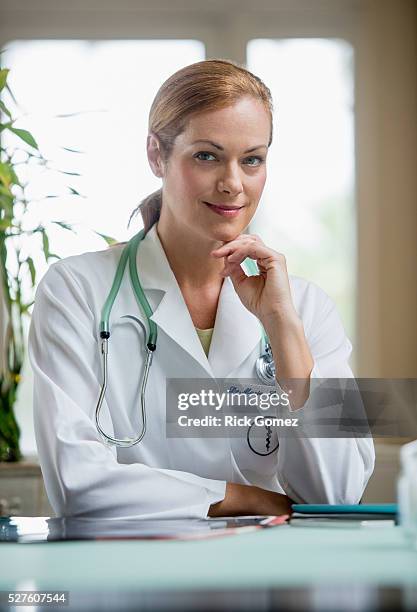Doctor High Resolution Portrait Of Female Doctor High-Res Stock Photo - Getty Images
