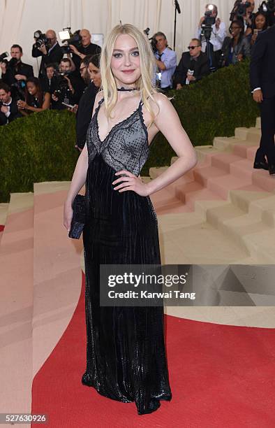 Dakota Fanning arrives for the "Manus x Machina: Fashion In An Age Of Technology" Costume Institute Gala at Metropolitan Museum of Art on May 2, 2016...