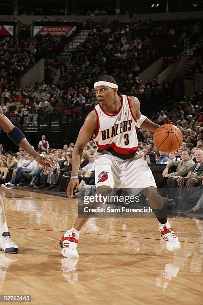 Sebastian Telfair of the Portland Trail Blazers move the ball against the Dallas Mavericks during a game on April 14, 2005 at the Rose Garden Arena...