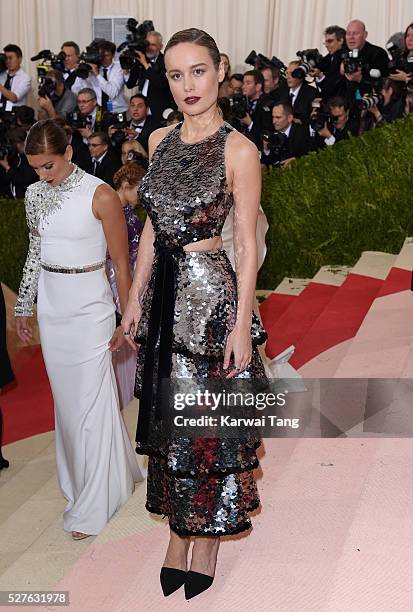 Brie Larson arrives for the "Manus x Machina: Fashion In An Age Of Technology" Costume Institute Gala at Metropolitan Museum of Art on May 2, 2016 in...