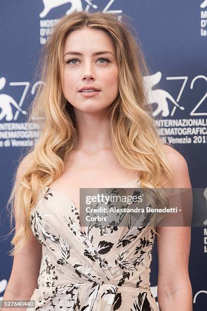 Amber Heard attends the photocall of movie The Danish Girl, presented in compettition during the 72nd International Venice Film Festival.