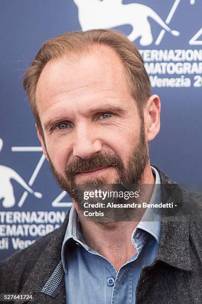 Ralph Fiennes attends the photocall of movie Abigger Splash, presented in competition during the 72nd International Venice Film Festival.