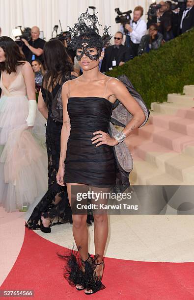 Zoe Kravitz arrives for the "Manus x Machina: Fashion In An Age Of Technology" Costume Institute Gala at Metropolitan Museum of Art on May 2, 2016 in...