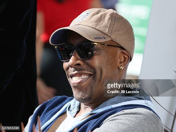 Arsenio Hall attends the Ninth Annual George Lopez Celebrity Golf Classic held at Lakeside Golf Club on May 2, 2016 in Burbank, California.