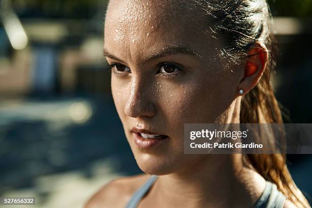 female athlete sweating after work-out - sweat fotografías e imágenes de stock