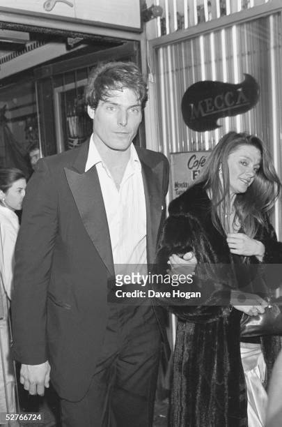 American film actor Christopher Reeve with his girlfriend Gae Exton, circa 1985.