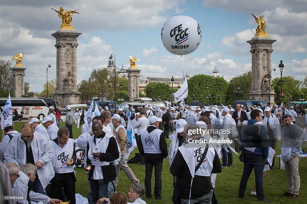 Protest against "El Khomri law" in Paris