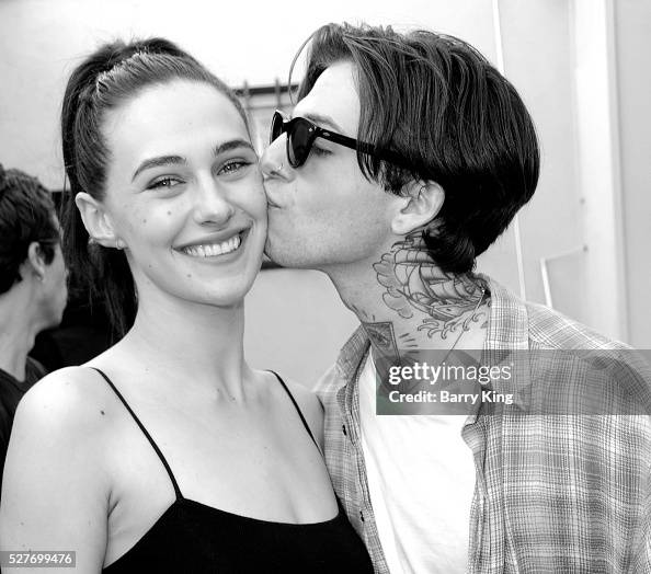 Musician/singer Jesse Rutherford of The Neighbourhood and Devon Photo  d'actualité - Getty Images