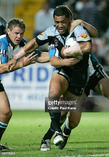 Ruben Wiki of the Warriors in action during the round nine NRL match between the Cronulla-Sutherland Sharks and the New Zealand Warriors at Members...