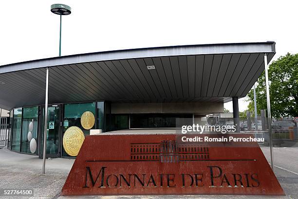 1 490 Pessac Stock Photos High Res Pictures And Images Getty Images 1-490-pessac-stock-photos-high-res-pictures-and-images-getty-images