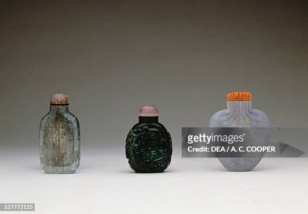 Sapphire, tourmaline and blue beryl snuff bottles. 19th century.