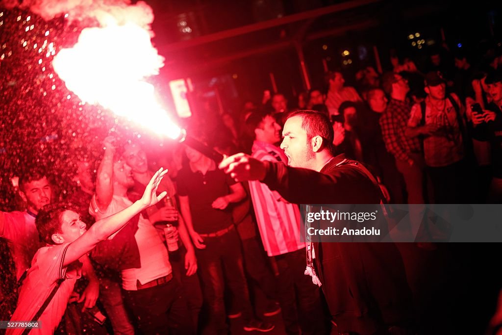 Atletico Madrid fans celebrate the Victory in Madrid