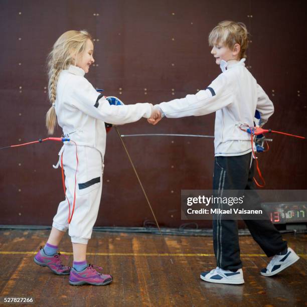 fencing sports with children - fencing sport stock pictures, royalty-free photos & images