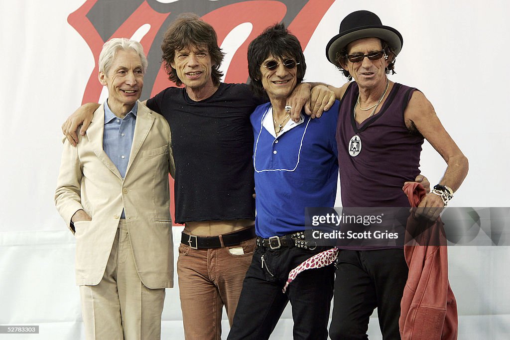 The Rolling Stones Announce Tour With A Live Performance