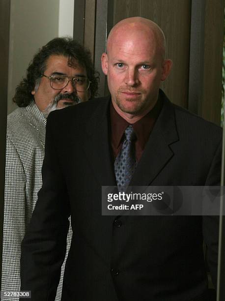 Defense witness Joe Marcus arrives at the Santa Barbara County Courthouse in Santa Maria, California 10 May, 2005 for pop icon Michael Jackson's...