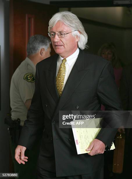 Defense attorney Thomas Mesereau Jr. Departs the child molestation trial of US pop star Michael Jackson after a day of defense testimony at the Santa...