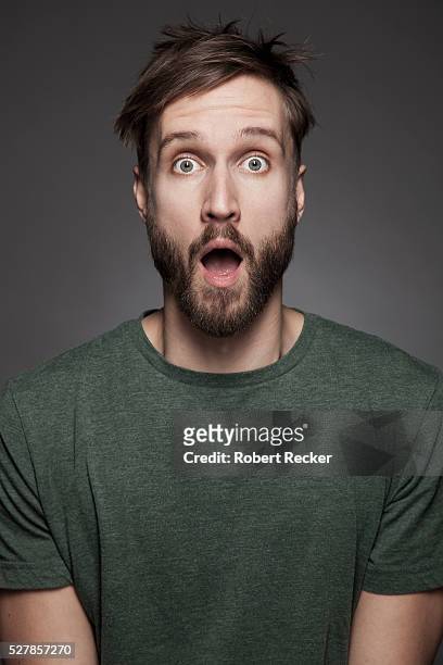 surprised bearded man - disbelief stock pictures, royalty-free photos & images