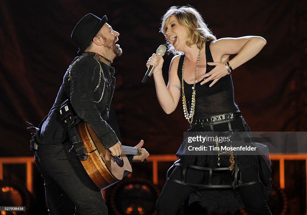 USA – Music – Sugarland In Concert