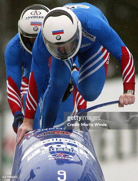 Weltcup 03/04, Winterberg; Maenner; Team Russland 1, Alexandr ZOUBKOV, Dmitri STEPUSCHKIN/Platz 6